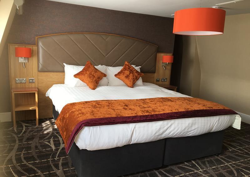 The Crown Hotel Wetherspoon Biggleswade Kültér fotó