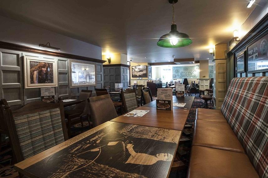 The Crown Hotel Wetherspoon Biggleswade Kültér fotó
